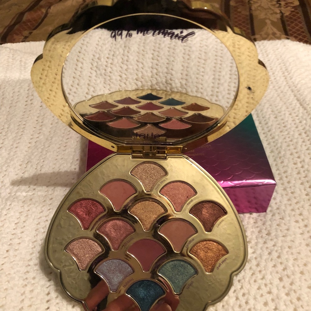 Tarte mermaid palette